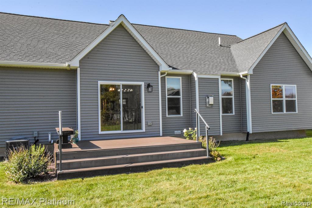 1285 Timberleaf Drive Brighton, MI 48114 - Photo 5 of 39 Gallery Image 5