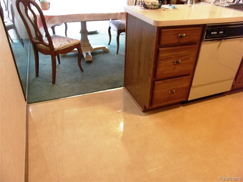 17400 Rudgate Street, Unit 81 Southgate, MI 48195 - Photo 8 of 19 kitchen floor.JPG