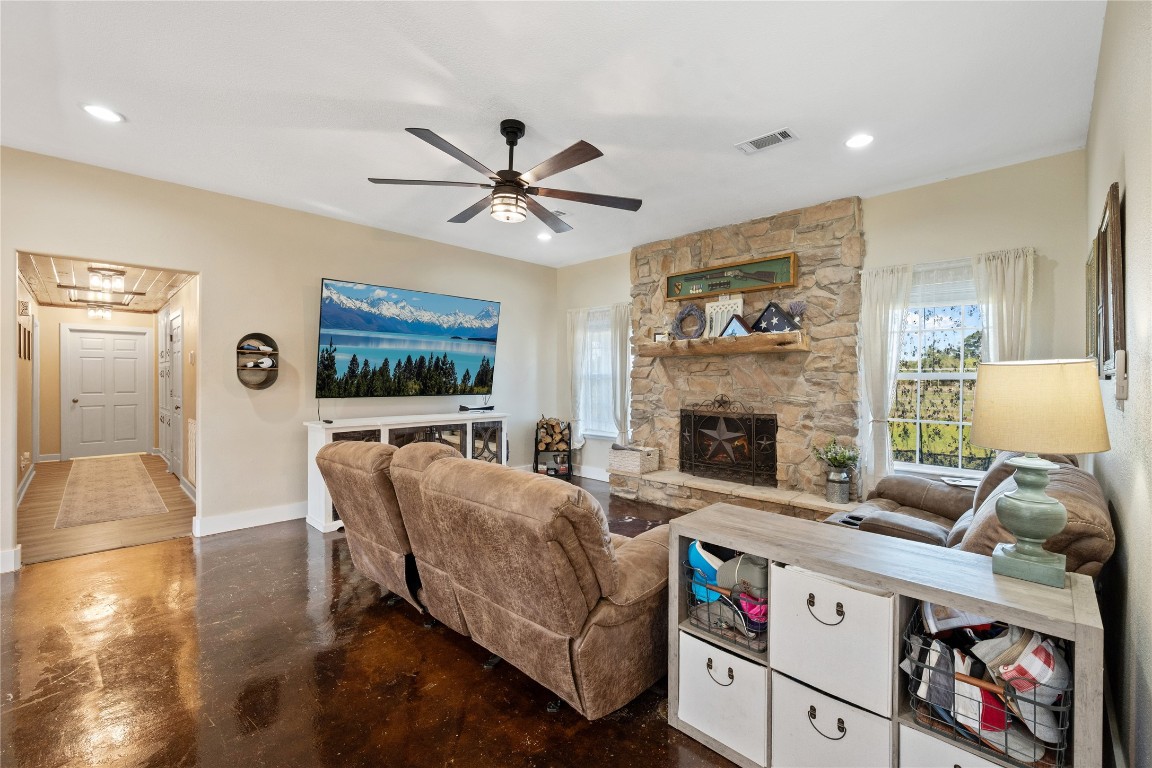 25098 Macedonia Road Hockley, TX 77447 - Photo 16 of 45