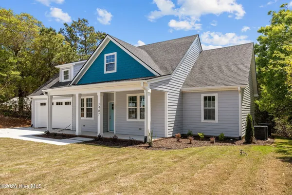 $917,000 | 7407 Archers Creek Court, Emerald Isle, NC 28594
