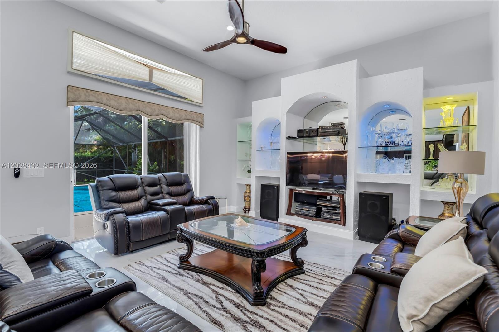 3852 Oak Ridge Circle Weston, FL 33331 - Photo 13 of 57