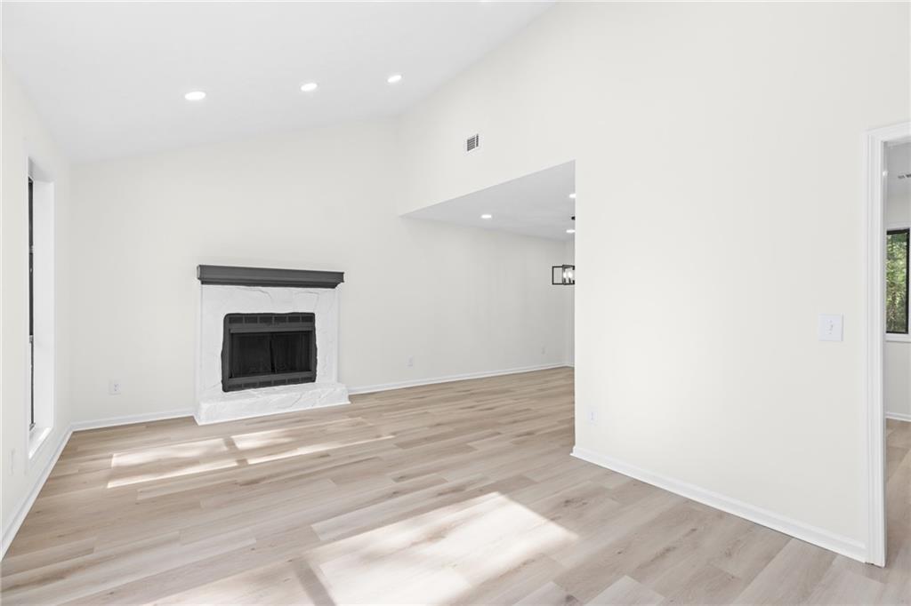 4485 Fowler Lane Snellville, GA 30039 - Photo 6 of 54