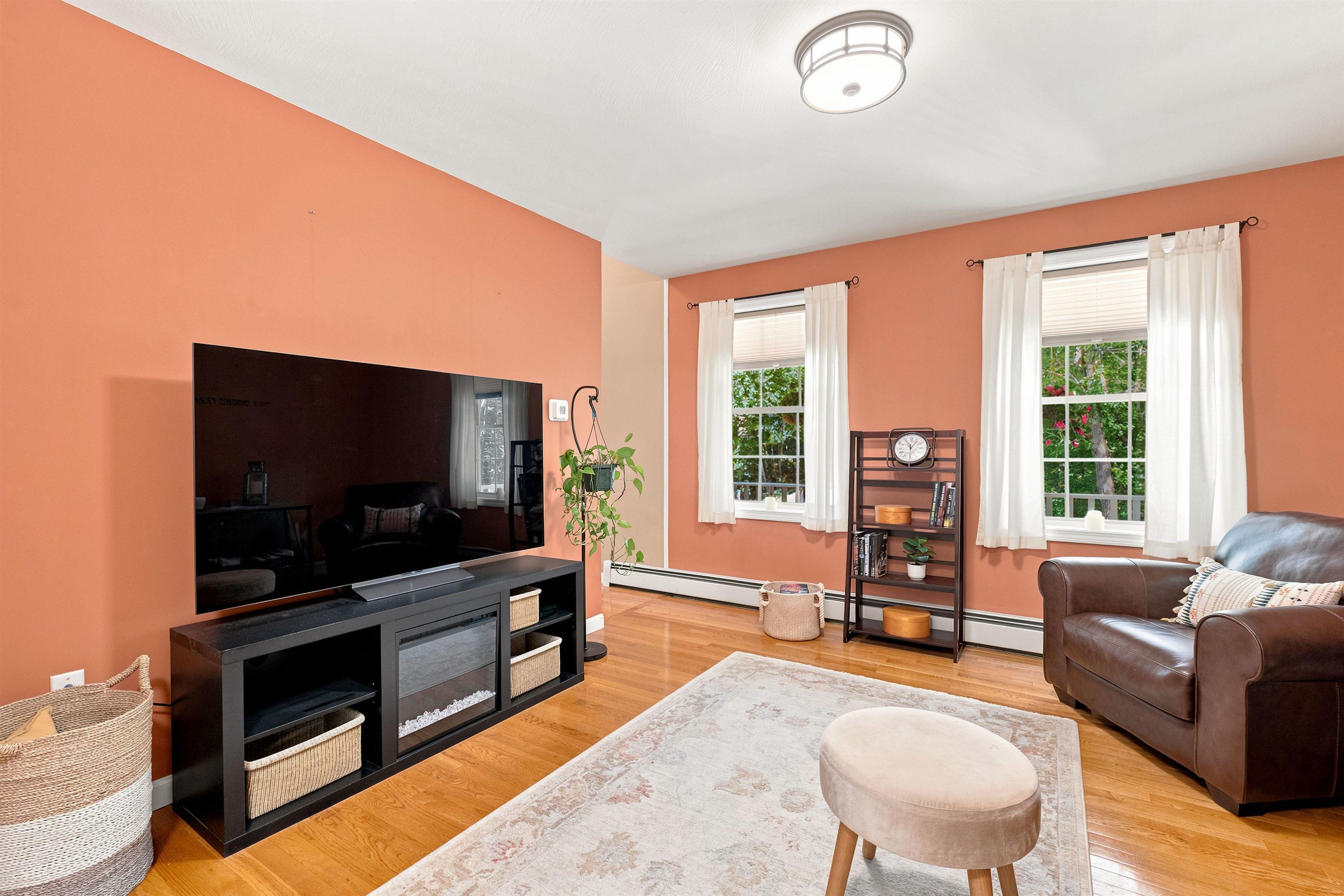 125 Walnut Hill Road Derry, NH 03038 - Photo 16 of 60