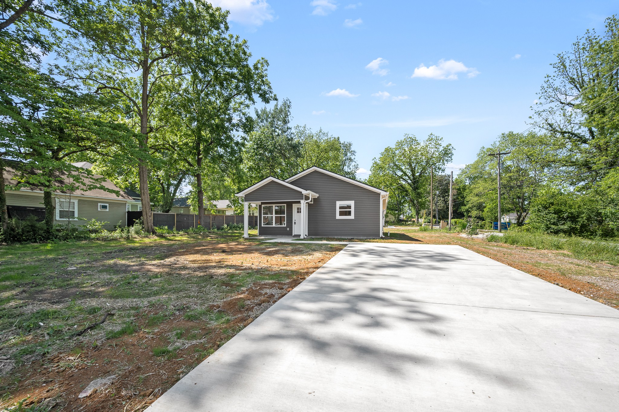 208 West Decherd Street Tullahoma, TN 37388 - Photo 29 of 31