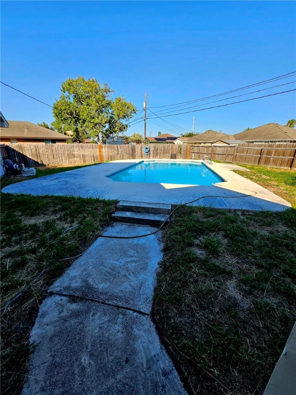 2313 Retta Drive Corpus Christi, TX 78418 - Photo 21 of 23 a view of a backyard with plants