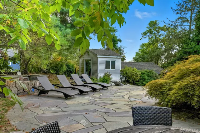a view of outdoor space yard and patio