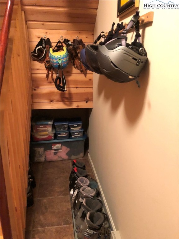 320 North Pinnacle Ridge Road Beech Mountain, NC 28604 - Photo 29 of 45 Gallery Image 29