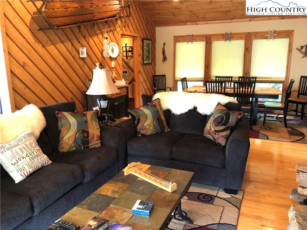 320 North Pinnacle Ridge Road Beech Mountain, NC 28604 - Photo 10 of 45 Gallery Image 10