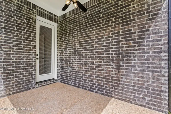 $390,000 | 2567 River Ouse Drive, Hernando, MS 38632