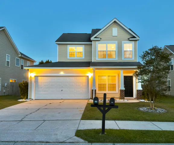 $360,000 | 326 Drayton Pl Drive, Moncks Corner, SC 29461