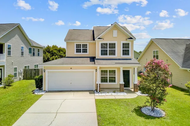 $360,000 | 326 Drayton Pl Drive, Moncks Corner, SC 29461