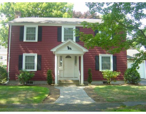 12 Drumlin Road Marblehead, MA 01945 - Photo 3 of 8 a front view of a house with garden