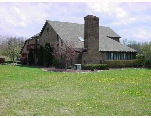 211 Bateman Road Oakdale, PA 15071 - Photo 2 of 18 Exterior Back.