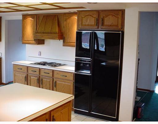 211 Bateman Road Oakdale, PA 15071 - Photo 8 of 18 Kitchen.