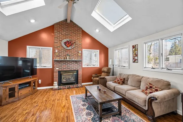 $679,000 | 37 Pinewood Avenue, Billerica, MA 01821