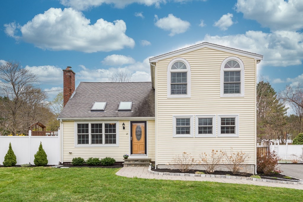 18 Delmar Road Medway, MA 02053 - Photo 1 of 30 Gallery Image 1