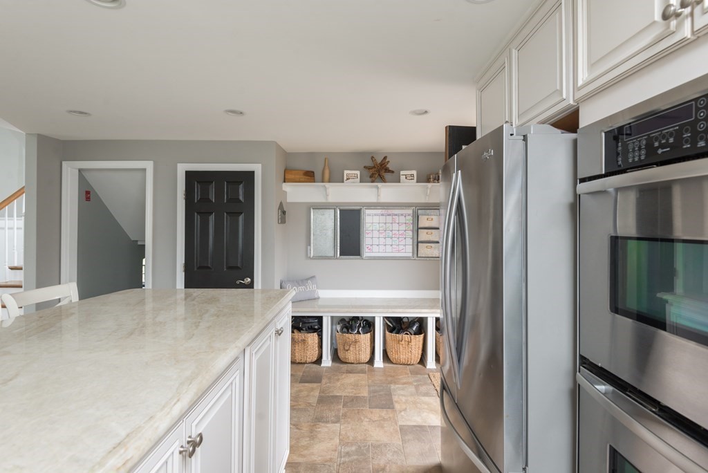18 Delmar Road Medway, MA 02053 - Photo 7 of 30 Gallery Image 7