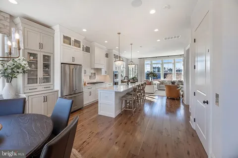 $1,379,990 | 326 Squire Drive, Unit 21C, Newtown Square, PA 19073