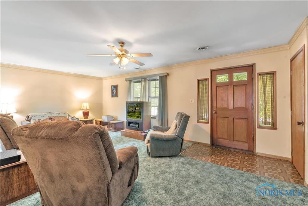 1127 Patchen Road Oregon, OH 43616 - Photo 10 of 44 Gallery Image 10