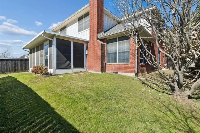 $475,000 | 1100 Breezewood Drive, Lewisville, TX 75077