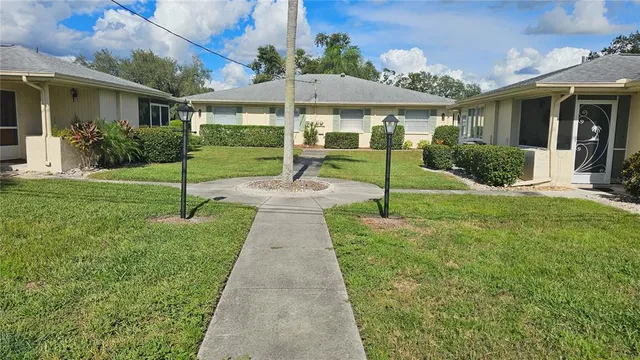 a view of an outdoor space