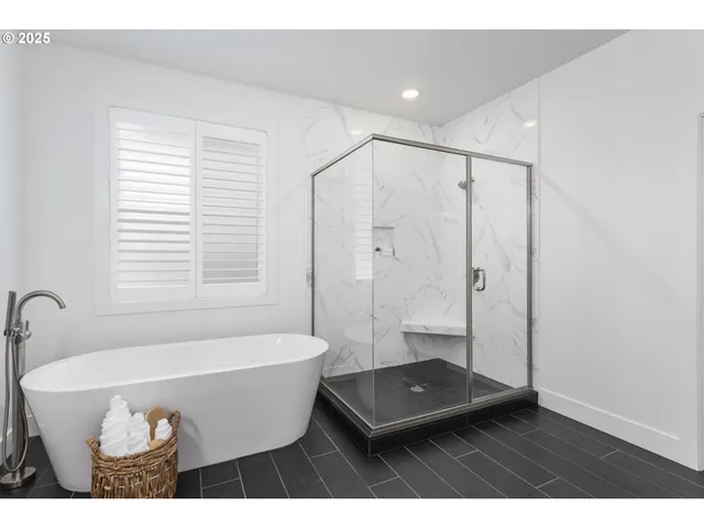 $960,000 | 27619 Southwest Marigold Terrace, Wilsonville, OR 97070