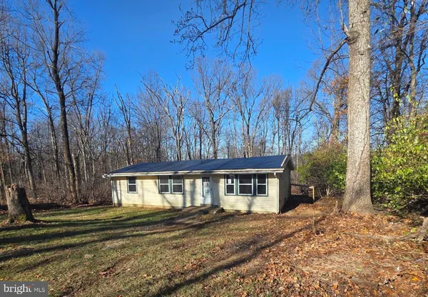 $214,900 | 3717 Freezeland Road, Linden, VA 22642