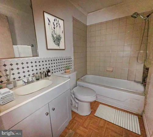 $214,900 | 3717 Freezeland Road, Linden, VA 22642