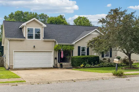 $365,000 | 967 Cindy Jo Court, Clarksville, TN 37040