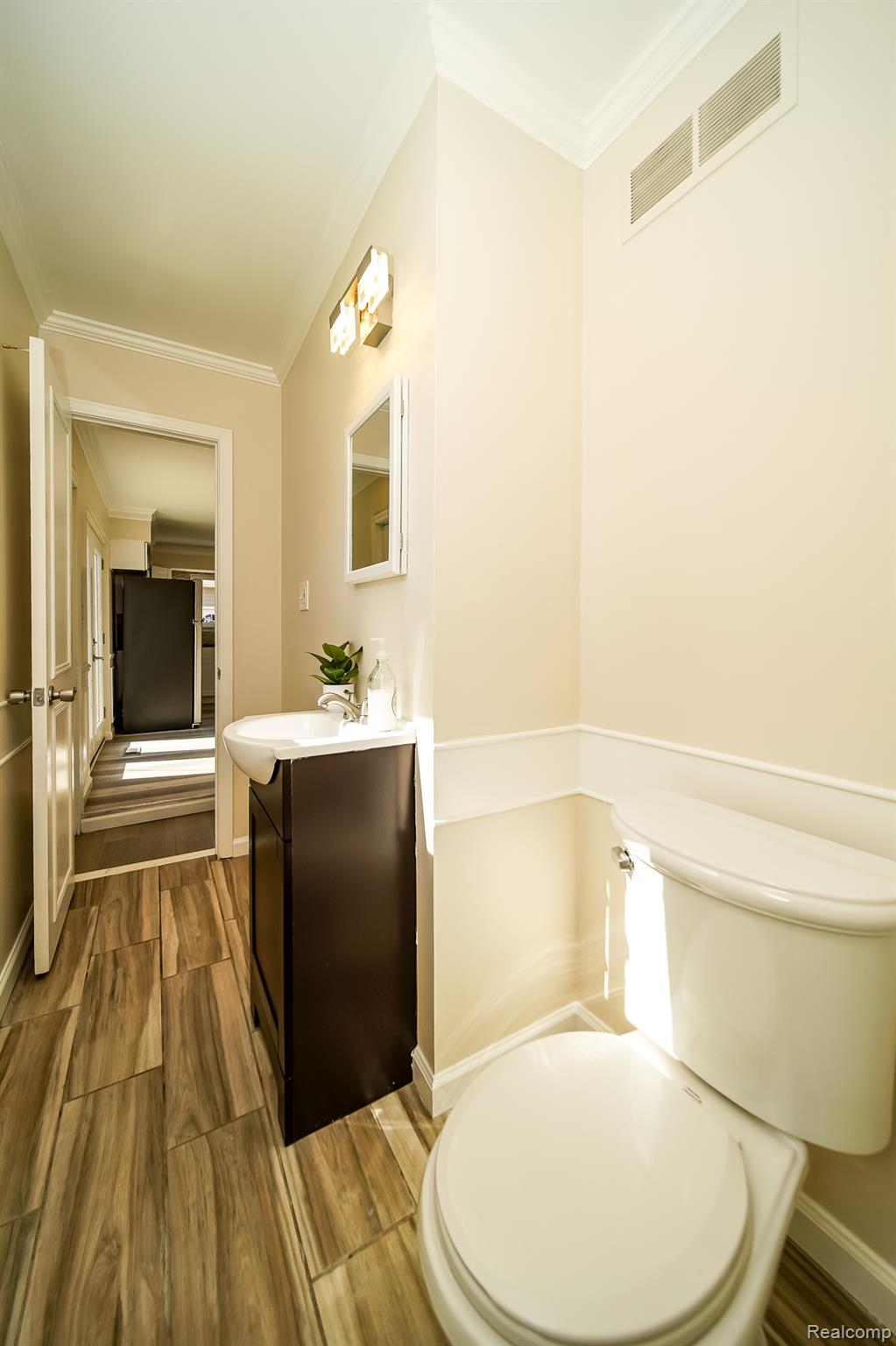 6641 Niagara Street Romulus, MI 48174 - Photo 52 of 70 DDS04085.jpg