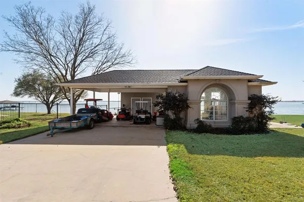 $1,625,000 | 417 Pecan Point Drive, Kerens, TX 75144