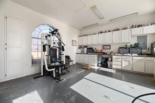 $1,625,000 | 417 Pecan Point Drive, Kerens, TX 75144