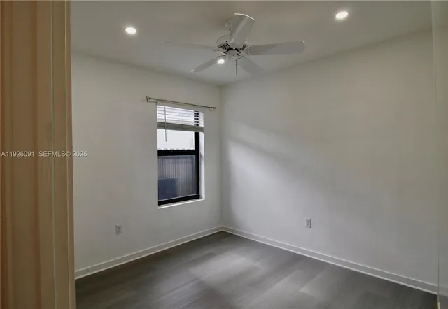 $2,700 | 561 Northeast 6th Place, Florida City, FL 33034