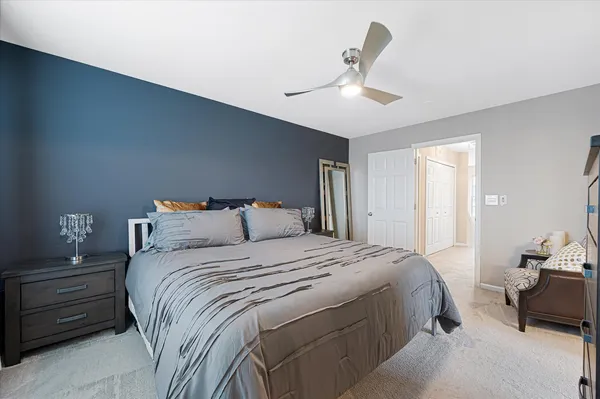 $425,000 | 1401 South Fairfield Avenue, Lombard, IL 60148