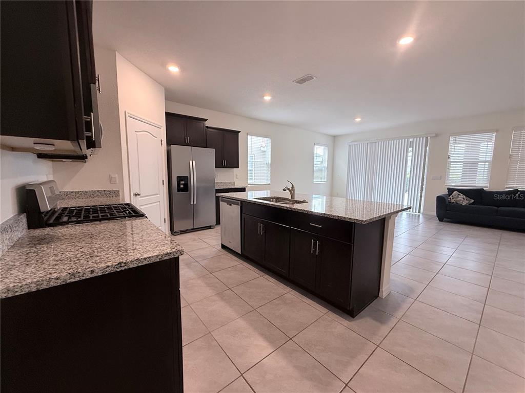 7809 Oak Reflection Loop Davenport, FL 33837 - Photo 31 of 43