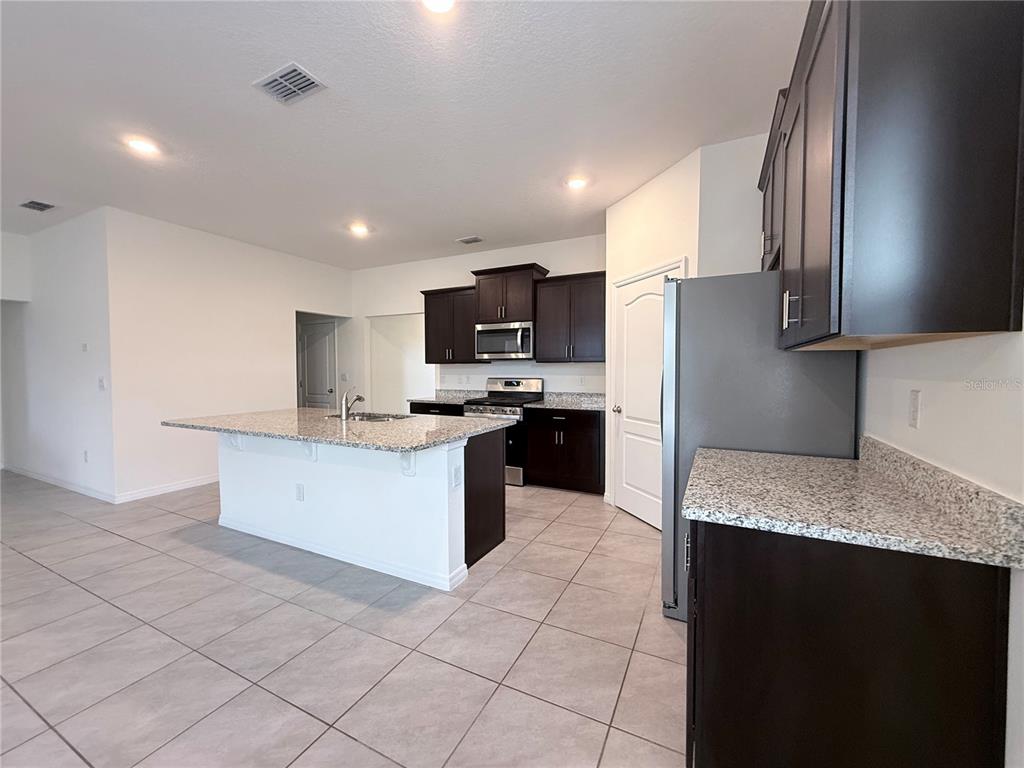 7809 Oak Reflection Loop Davenport, FL 33837 - Photo 33 of 43