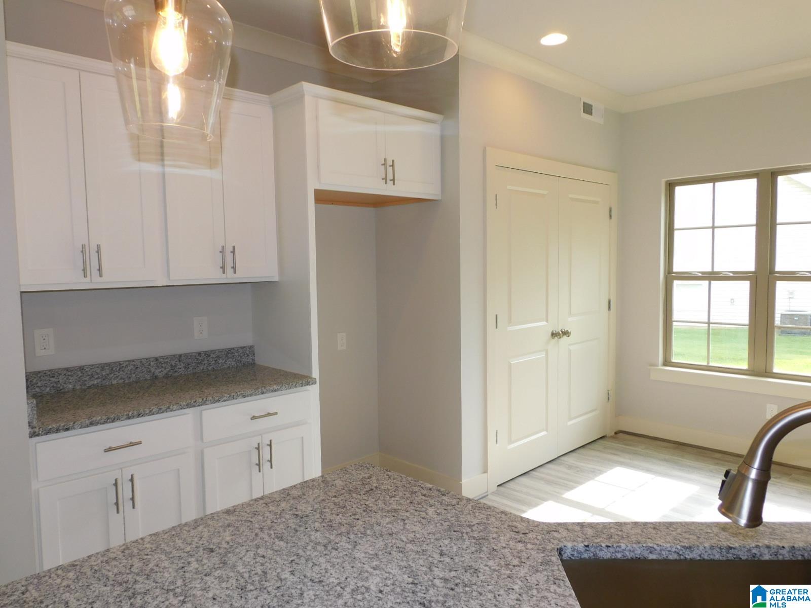 1132 10th Way Pleasant Grove, AL 35127 - Photo 7 of 37