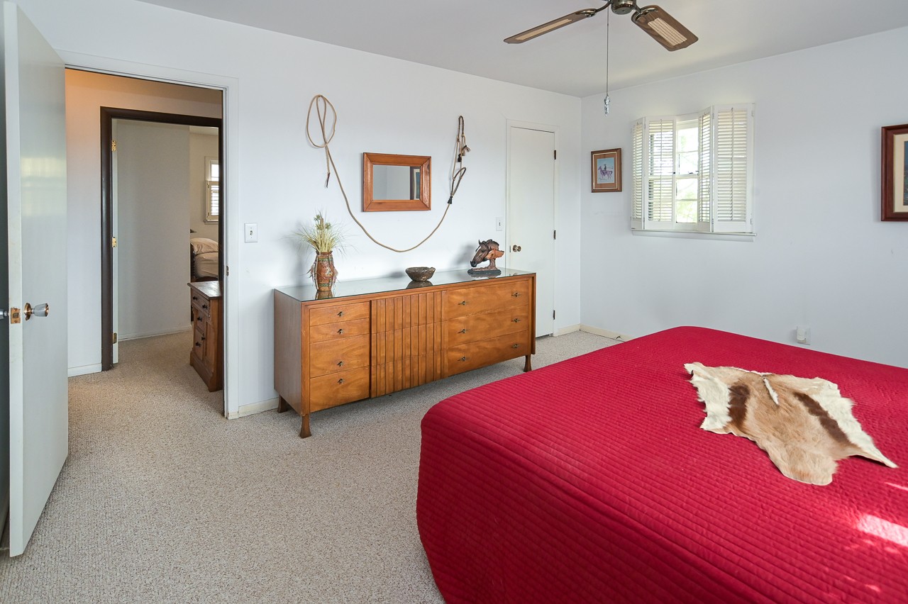 429 Hicks Cut Road Pulaski, TN 38478 - Photo 35 of 70 a bedroom with a bed and a dresser