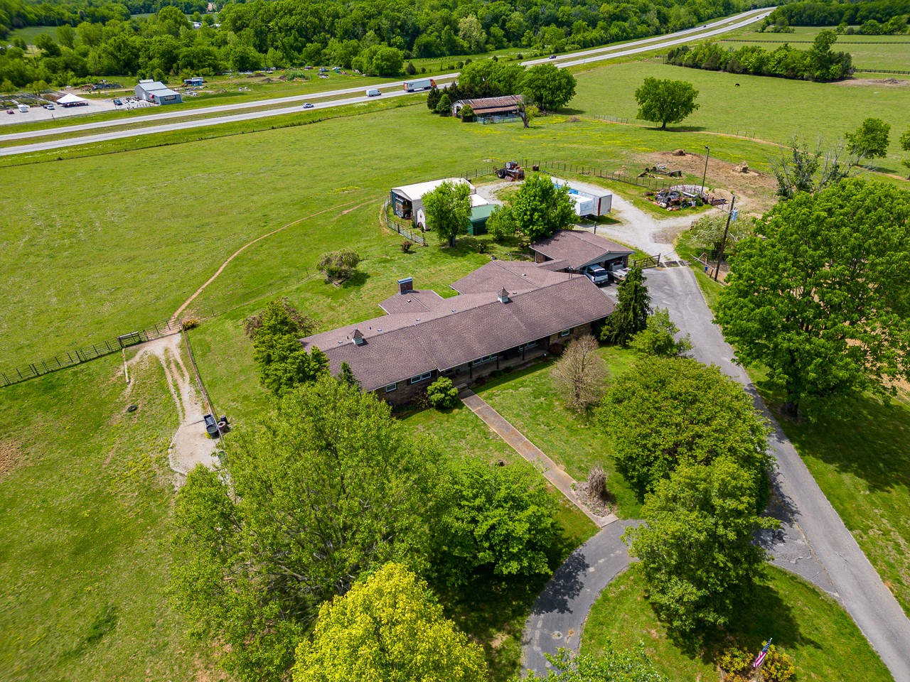 429 Hicks Cut Road Pulaski, TN 38478 - Photo 7 of 70