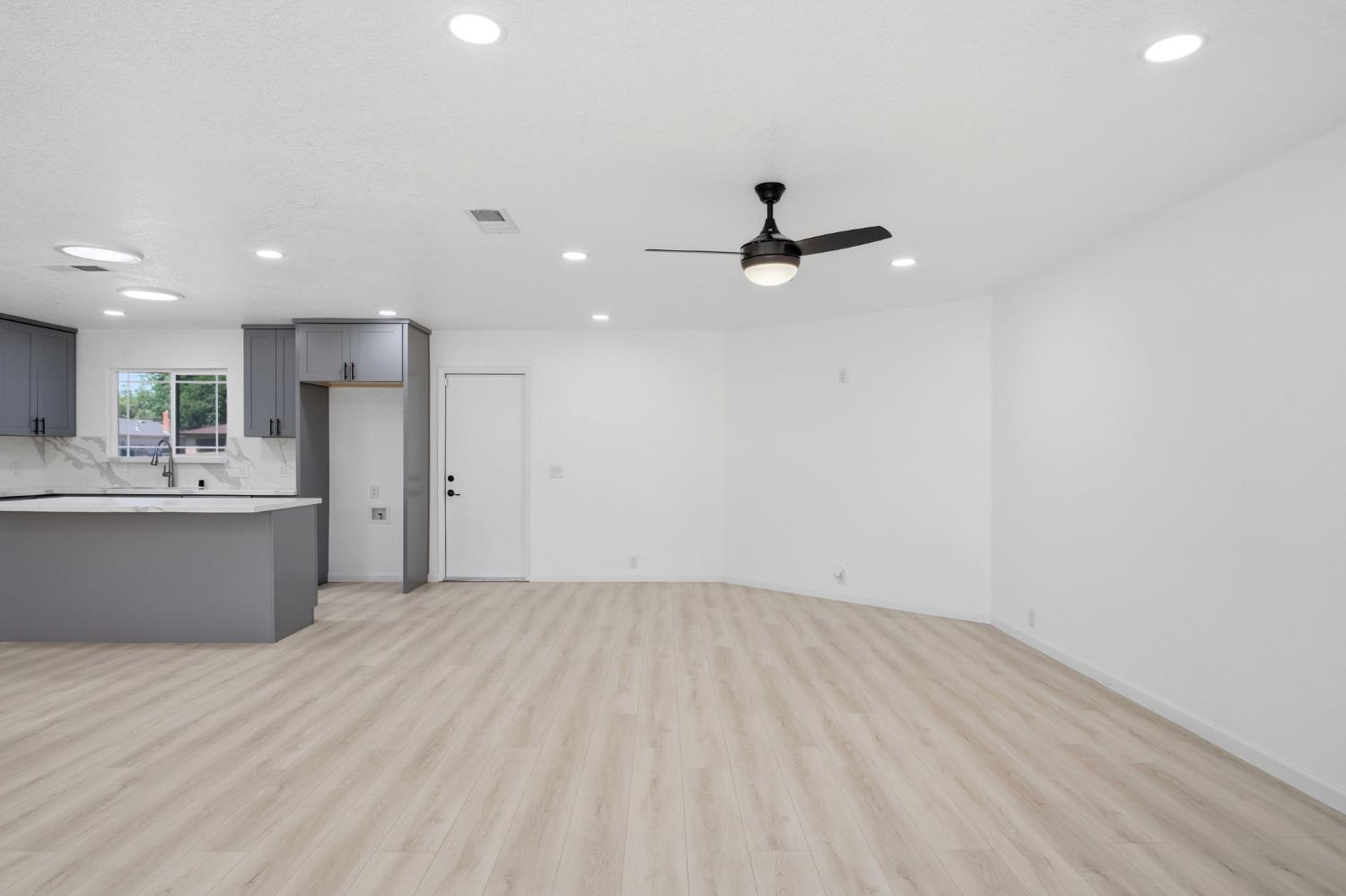 3210 Shamrock Avenue Merced, CA 95340 - Photo 14 of 29
