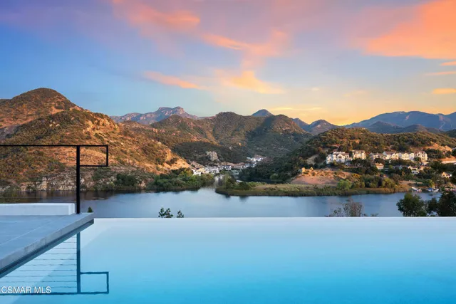 $12,900,000 | 461 Lake Sherwood Drive, Westlake Village, CA 91361