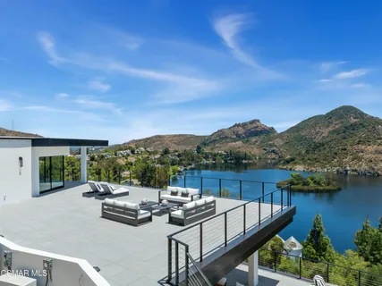 $12,900,000 | 461 Lake Sherwood Drive, Westlake Village, CA 91361