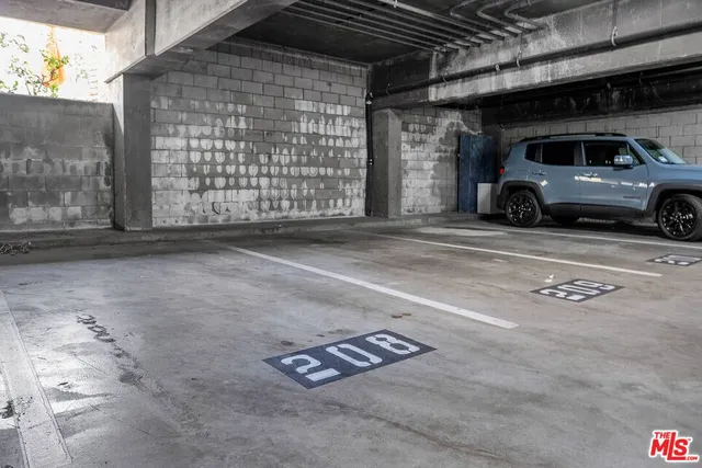 a view of parking area