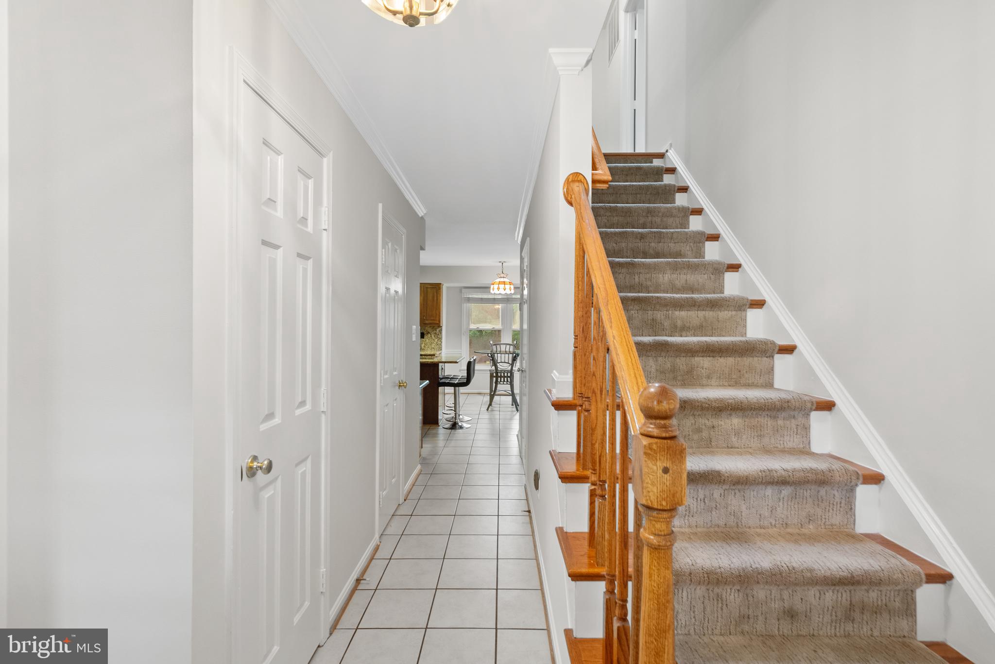 3507 Stringfellow Court Fairfax, VA 22033 - Photo 6 of 33
