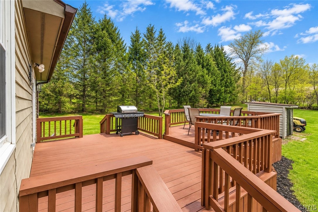 2831 Oneida Street Sauquoit, NY 13456 - Photo 42 of 49 Gallery Image 42