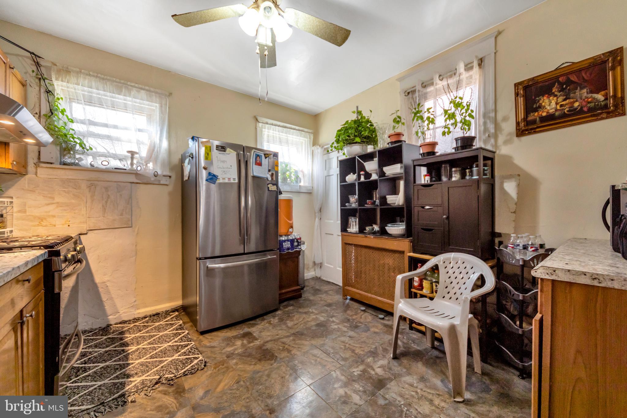 258 Wembly Road Upper Darby, PA 19082 - Photo 12 of 26