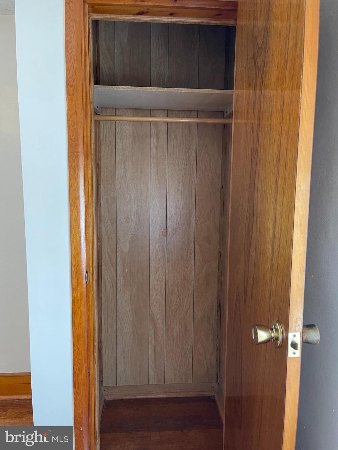 4901 Brookwood Road Baltimore, MD 21225 - Photo 22 of 39 2nd bedroom closet