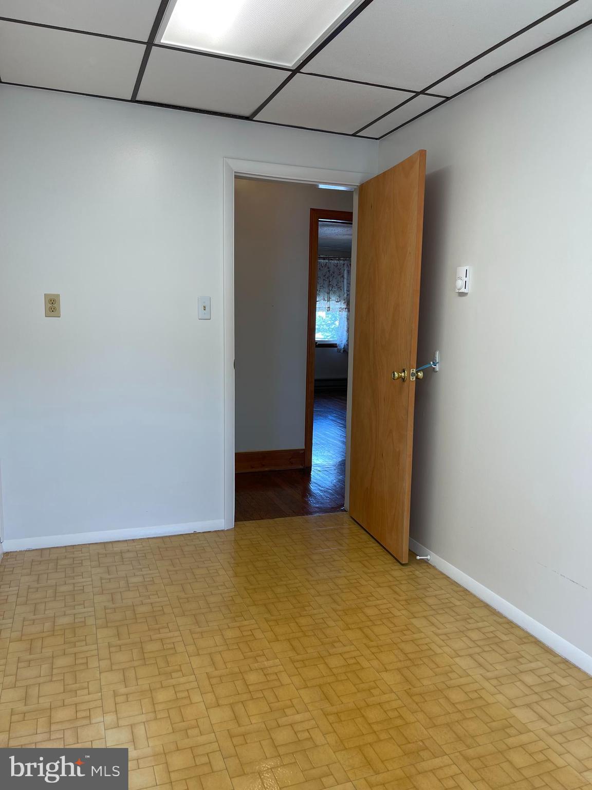 4901 Brookwood Road Baltimore, MD 21225 - Photo 24 of 39 Third bedroom