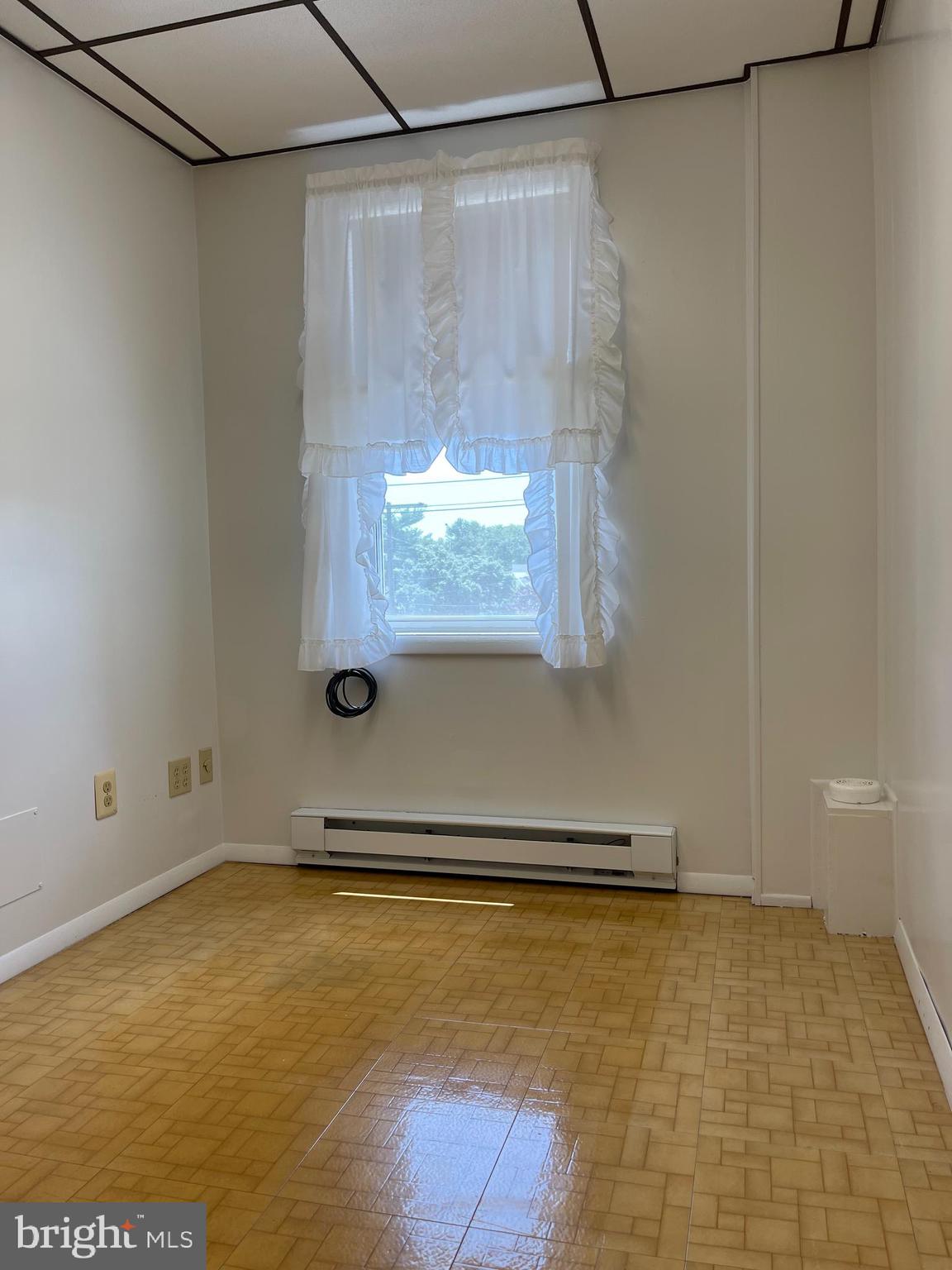 4901 Brookwood Road Baltimore, MD 21225 - Photo 25 of 39 Can be easily converted back into a 2nd kitchen