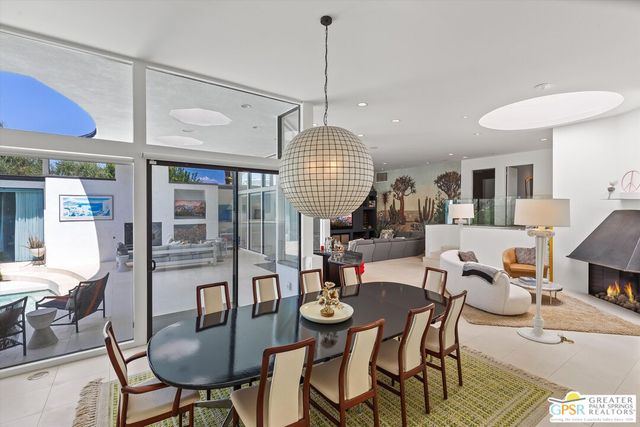 $2,585,000 | 1444 East Murray Canyon Drive, Palm Springs, CA 92264